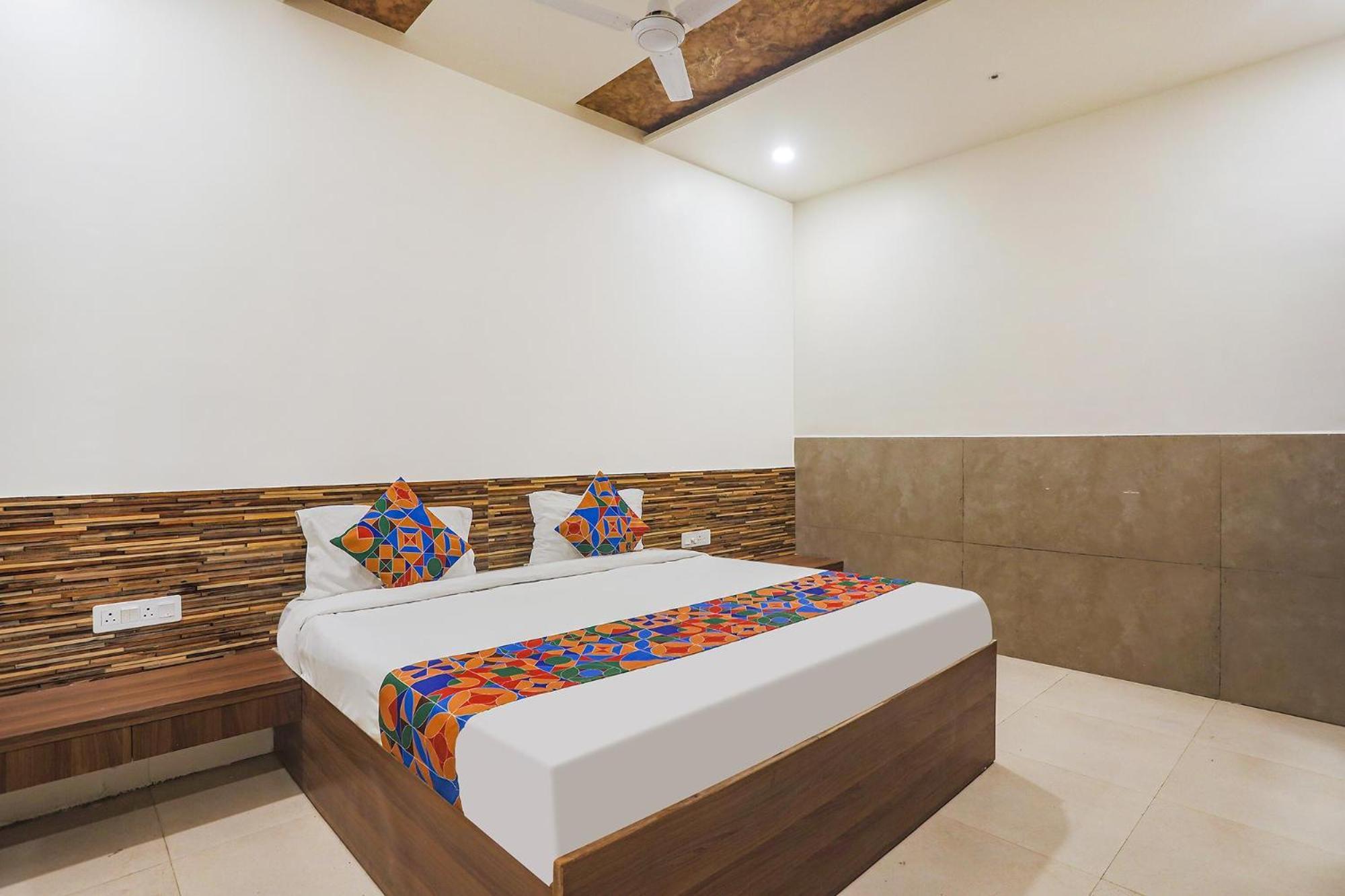 Fabexpress Jai Manglam Service Apartment 那格浦尔 外观 照片